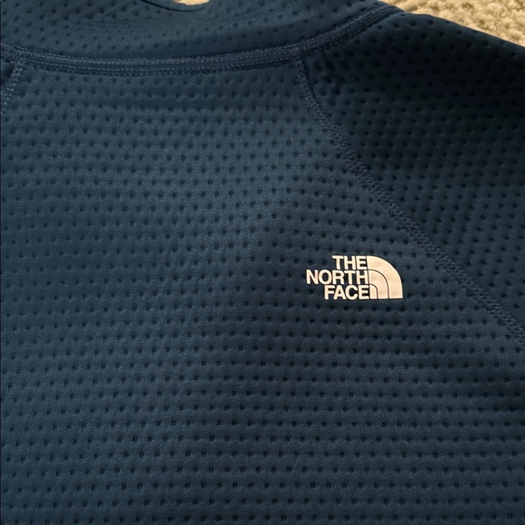 The North Face Dot Knit Perforated Quarter-Zip Pullover - Picture 6 of 8
